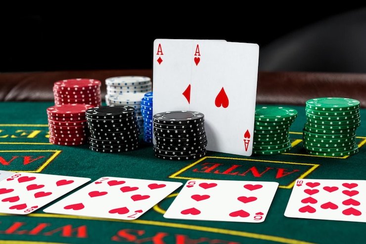 Halaman unduhan aplikasi alientogel dengan tombol download untuk Android dan akses iOS